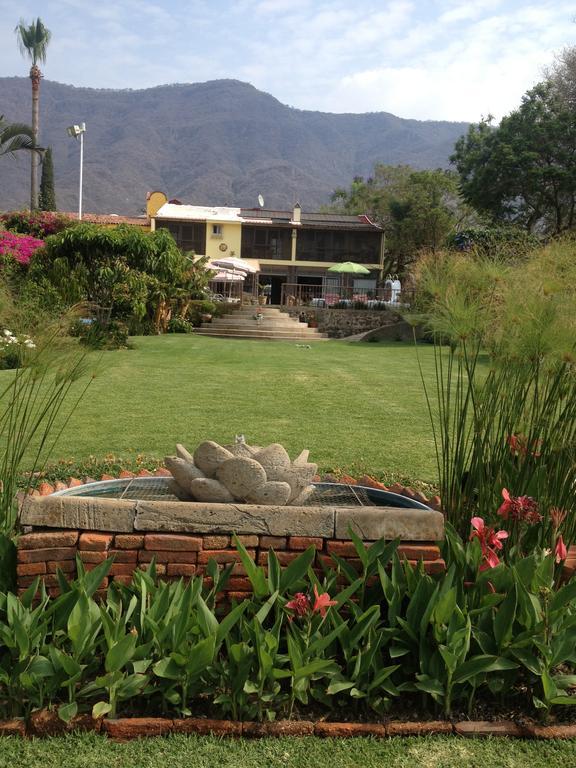 La Puerta Violeta Guesthouse & Spa San Juan Cosalá Exteriér fotografie