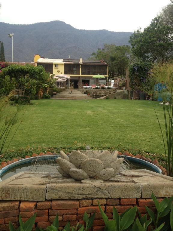 La Puerta Violeta Guesthouse & Spa San Juan Cosalá Exteriér fotografie